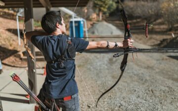 Are longbows good for beginners? 5 things to consider