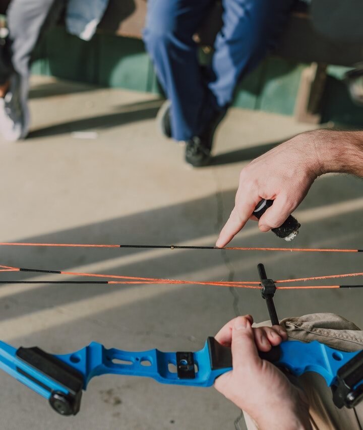 Does a compound bow need a string stop?