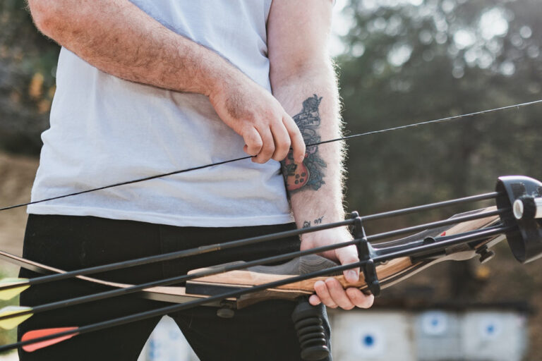 Can you shoot a bow through the ground blind mesh? Archery Heaven