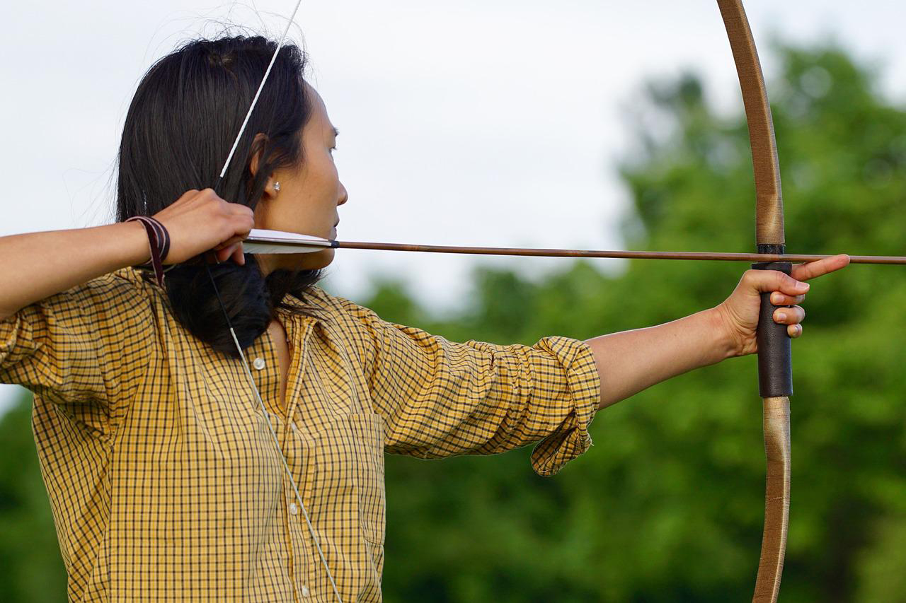 Can you shoot regular arrows from a recurve bow?
