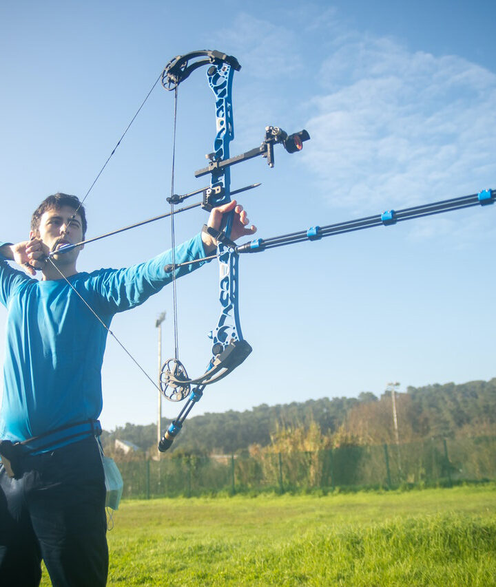 How much does it cost to ship a compound bow?