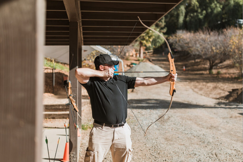 Can't string your recurve bow? Try these 4 Hacks Archery Heaven