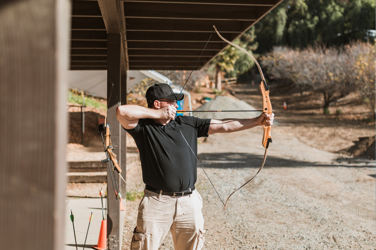 Can't string your recurve bow? Try these 4 Hacks