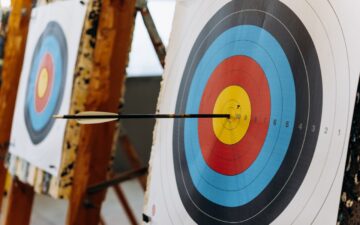 What is the best crossbow bolt for target shooting?
