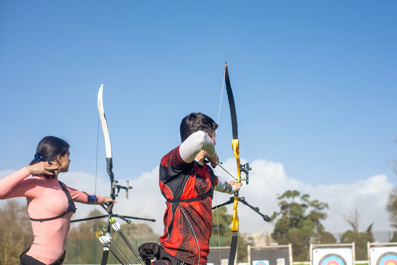 Can you put a whisker biscuit on a recurve bow?