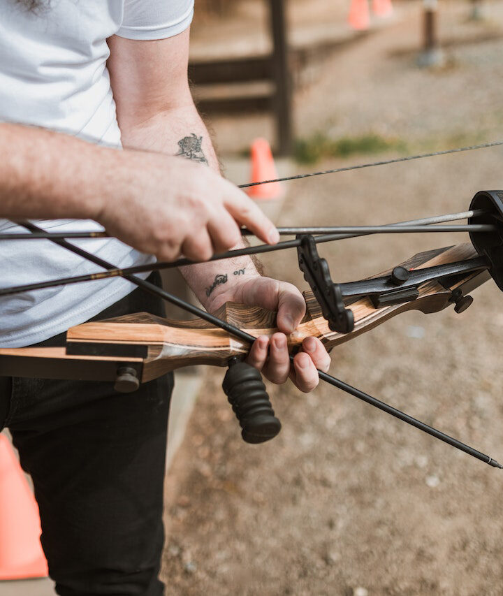 Can you hunt with a 35 lb recurve bow?