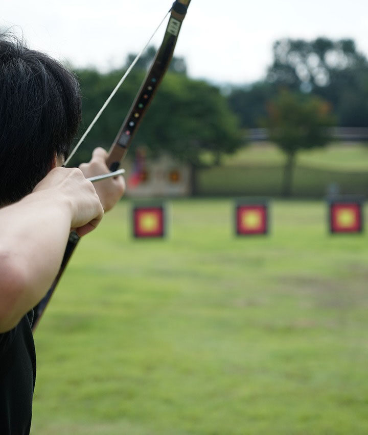 How strong is a 50lb recurve bow?